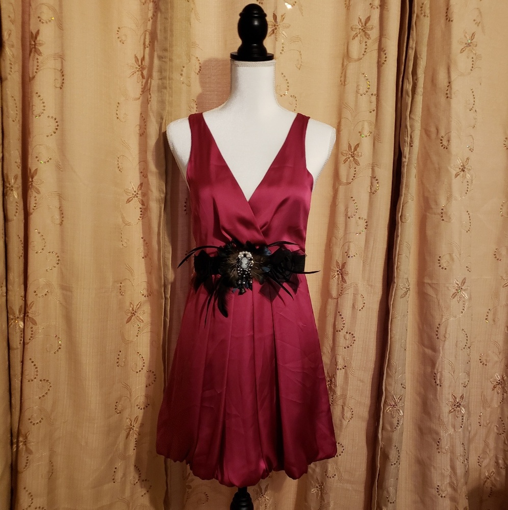 Pink dress with waist decor